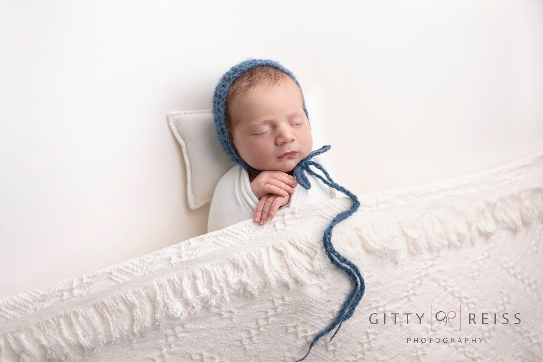 Newborn baby portrait 24 — newborn photography by Gitty Reiss, Boro Park, Brooklyn