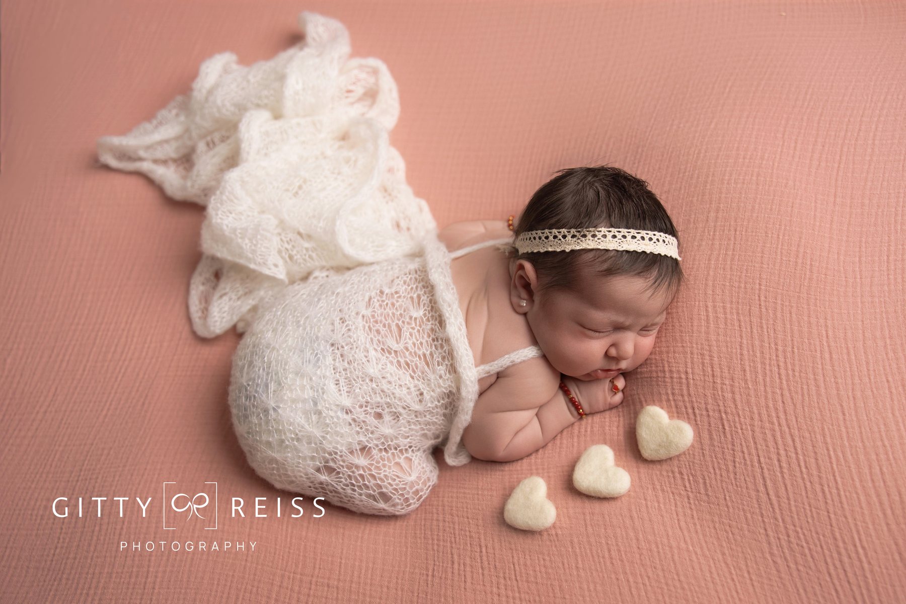Newborn baby portrait 6 — newborn photography by Gitty Reiss, Boro Park, Brooklyn