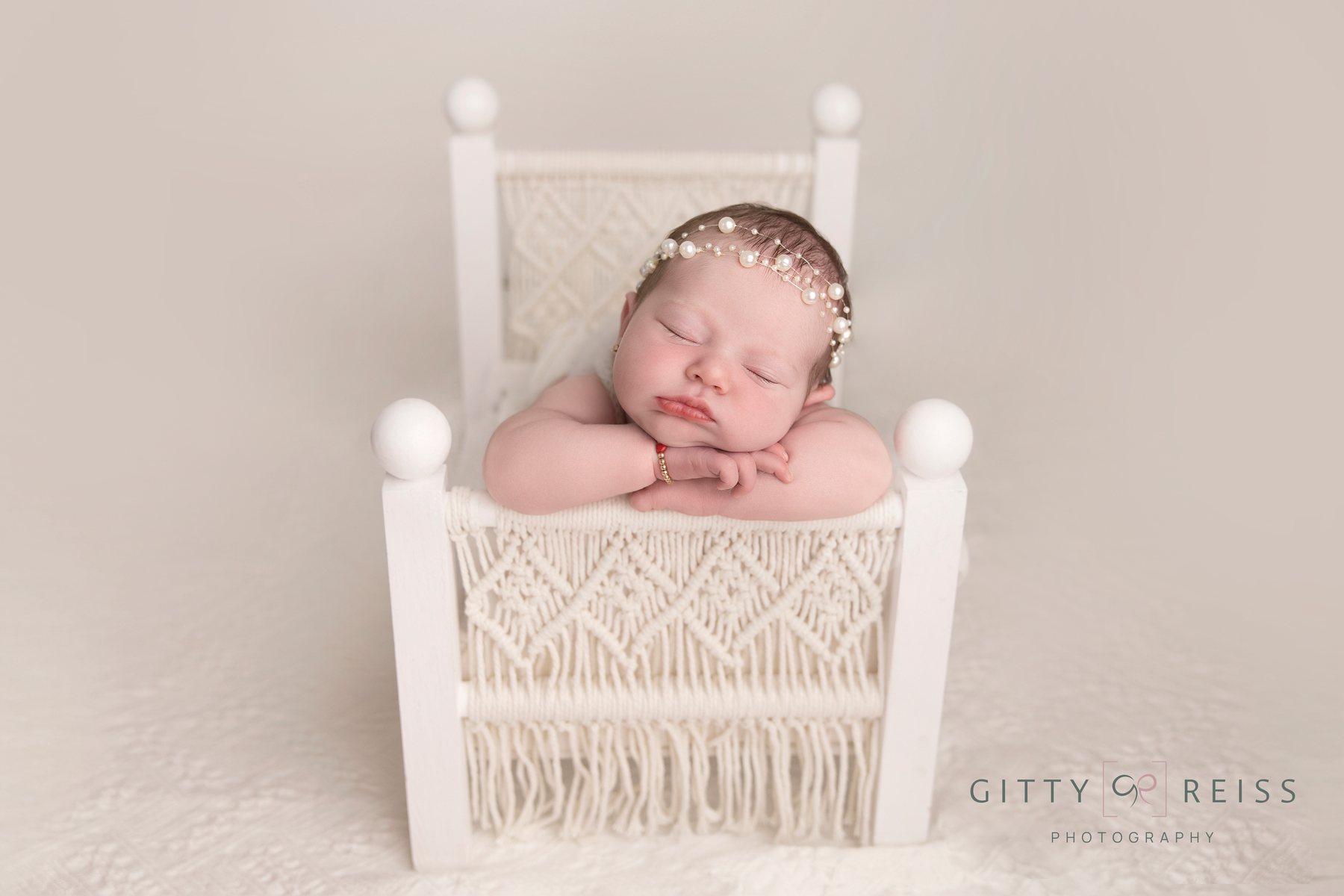 Newborn baby portrait 63 — newborn photography by Gitty Reiss, Boro Park, Brooklyn