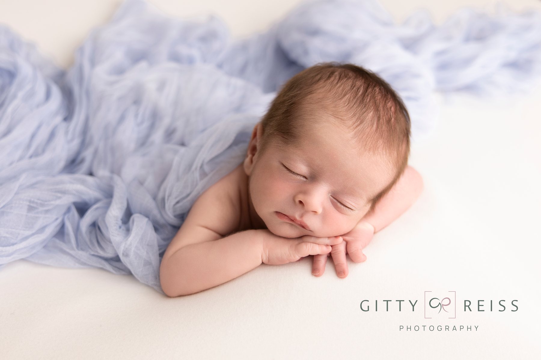 Newborn baby portrait 23 — newborn photography by Gitty Reiss, Boro Park, Brooklyn