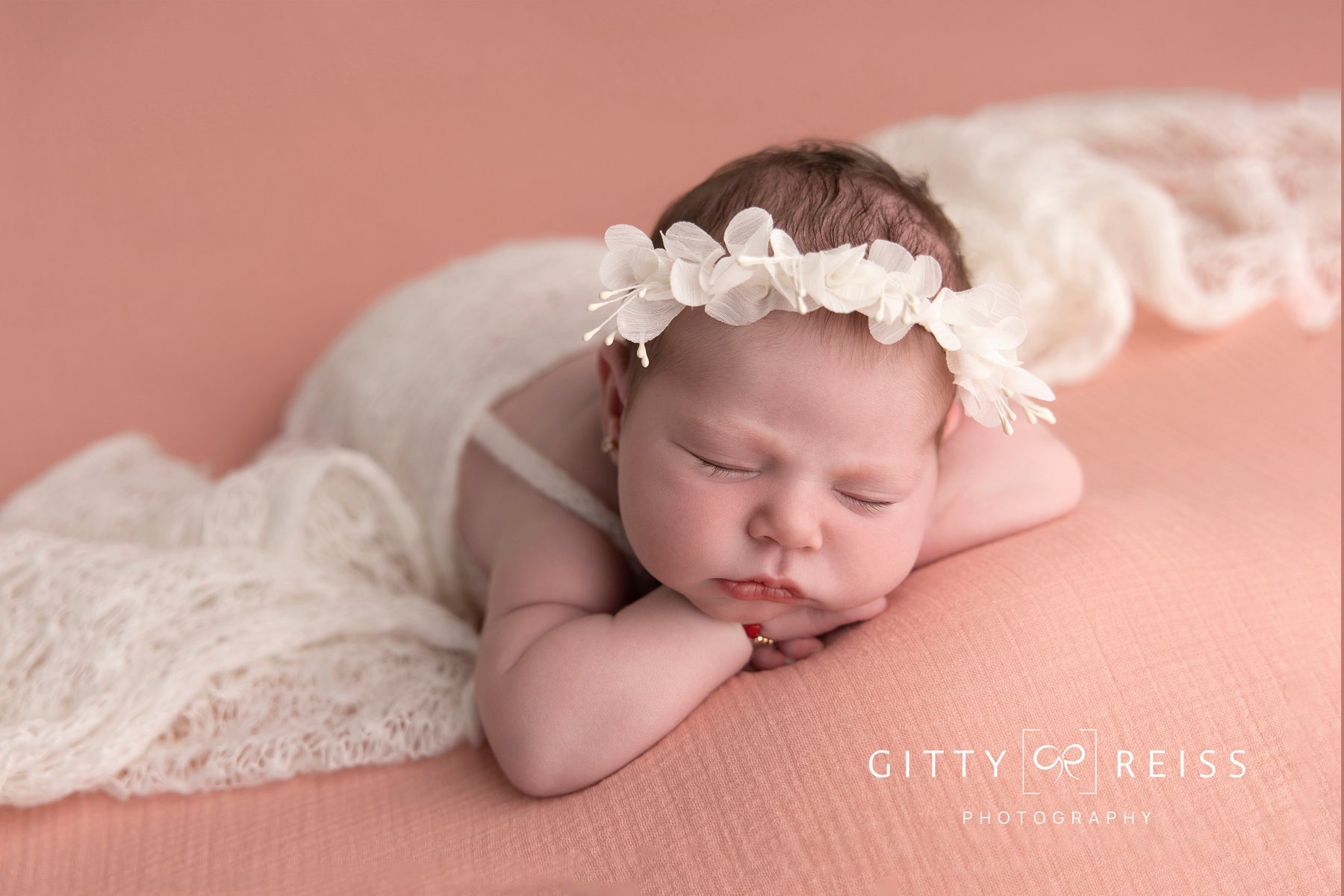 Newborn baby portrait 62 — newborn photography by Gitty Reiss, Boro Park, Brooklyn