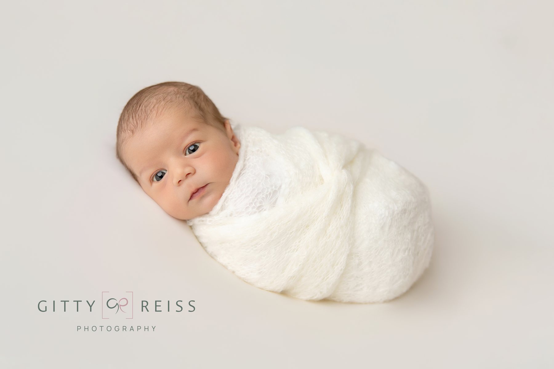 Newborn baby portrait 13 — newborn photography by Gitty Reiss, Boro Park, Brooklyn